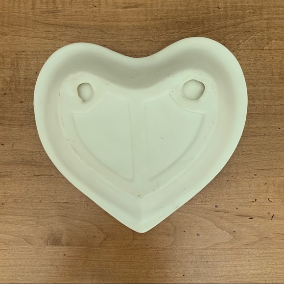 Heart Shaped Vintage Ivory Ceramic Rose Dish - Picture 3 of 3